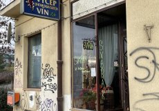 Dobrý svařák ochutnáte i ve vinotékách mimo centra Prahy