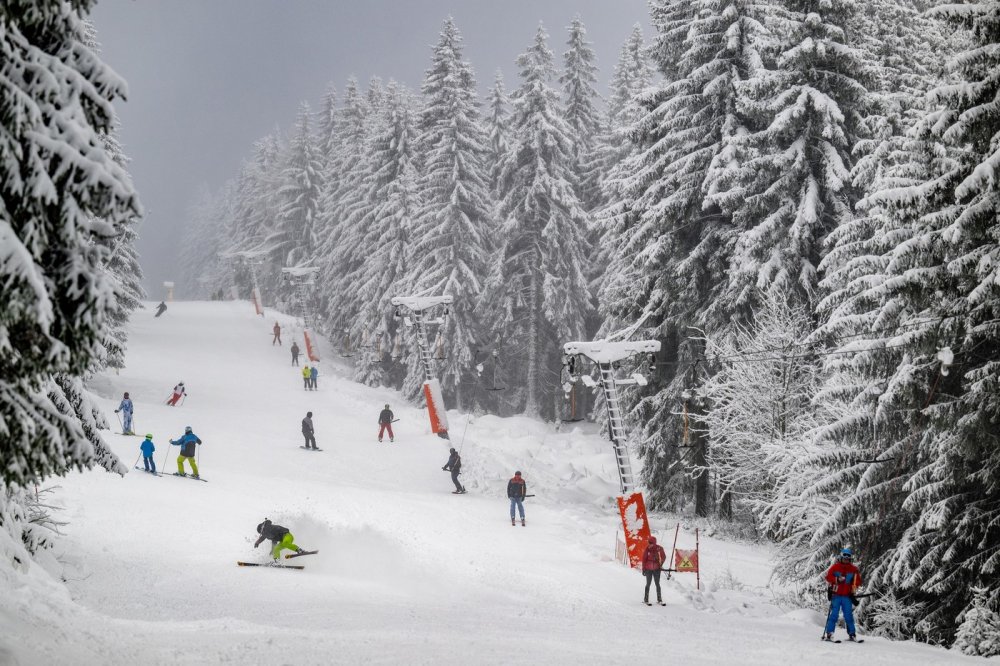 Lyžařský areál Klínovec na Karlovarsku zahájil zimní sezónu