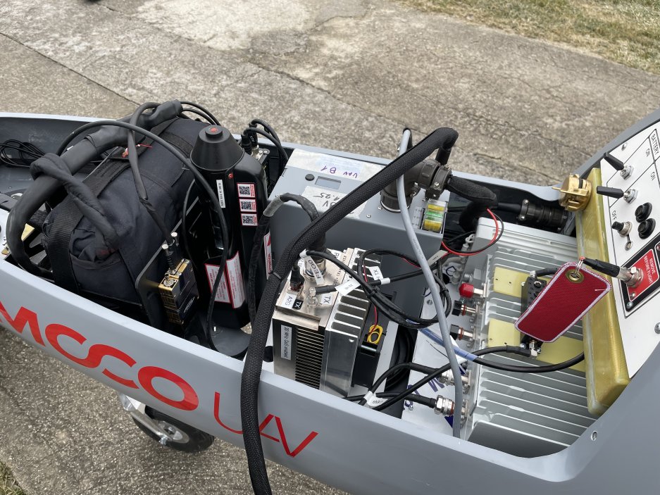 Bezpilotní dron Primoco One 150 je navržený a vyráběný v České republice. Vestavěný mobilní vysílač může být připojen do lokálního jádra sítě a vytvořit například i samostatnou  síť, třeba pro záchranné složky. 