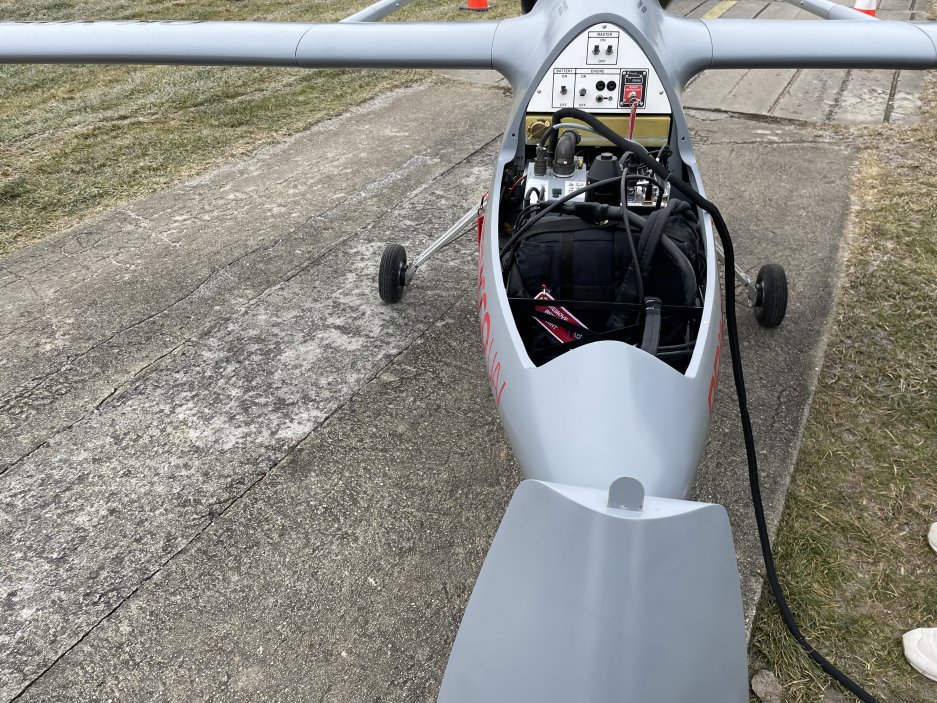 Bezpilotní dron Primoco One 150 je navržený a vyráběný v České republice. Vestavěný mobilní vysílač může být připojen do lokálního jádra sítě a vytvořit například i samostatnou  síť, třeba pro záchranné složky. 