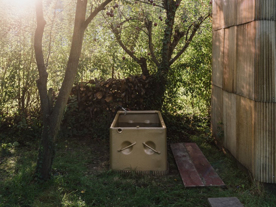 Upcyklovaná sauna z levných materiálů podle návrhu studia ika.architekti