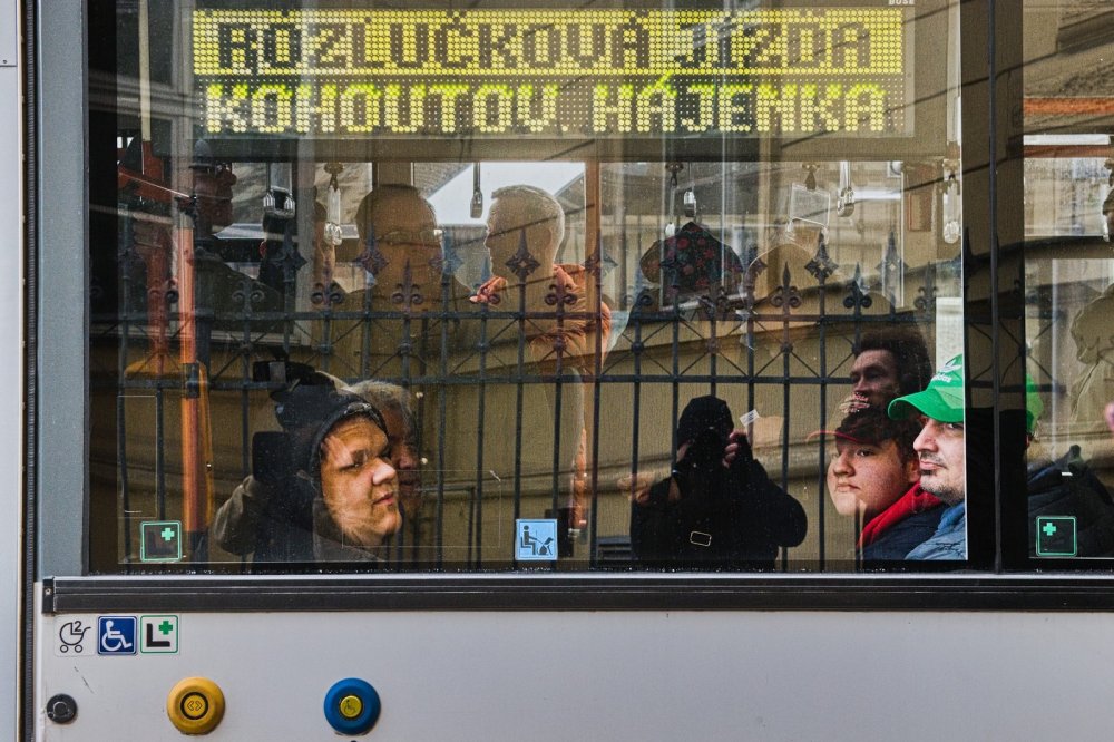 Nadšenci se v Brně loučili s trolejbusy Škoda 21Tr, symbolem modernizace MHD