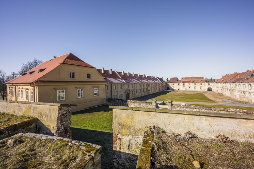 Obnova konírny v Zákupech stála 373,6 milionu, otevře se v dubnu