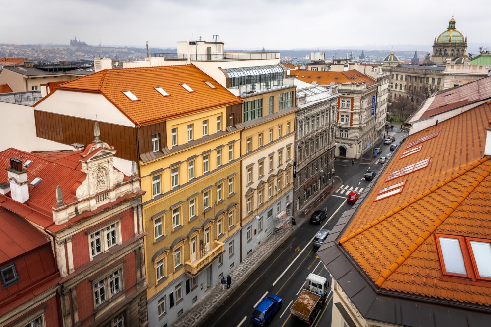 Rekonstrukce budovy včetně vytvoření pamětních desek stála 300 milionů korun.