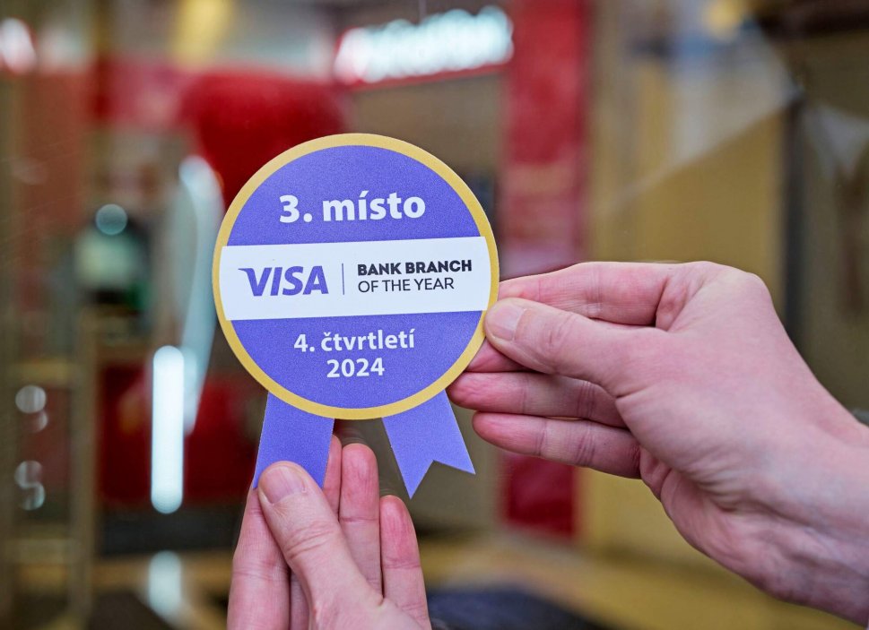 Třetí příčka v soutěži Visa Bank Branch of the Year patří vlajkové pobočce UniCredit Bank v Bankovním domě na náměstí Republiky v Praze