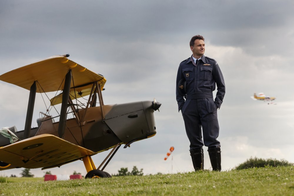 Zálibou pilota Richarda Santuse jsou také historická letadla. Aeropartner jich vlastní hned několik. Na snímku dvouplošník. v Aeropartner 