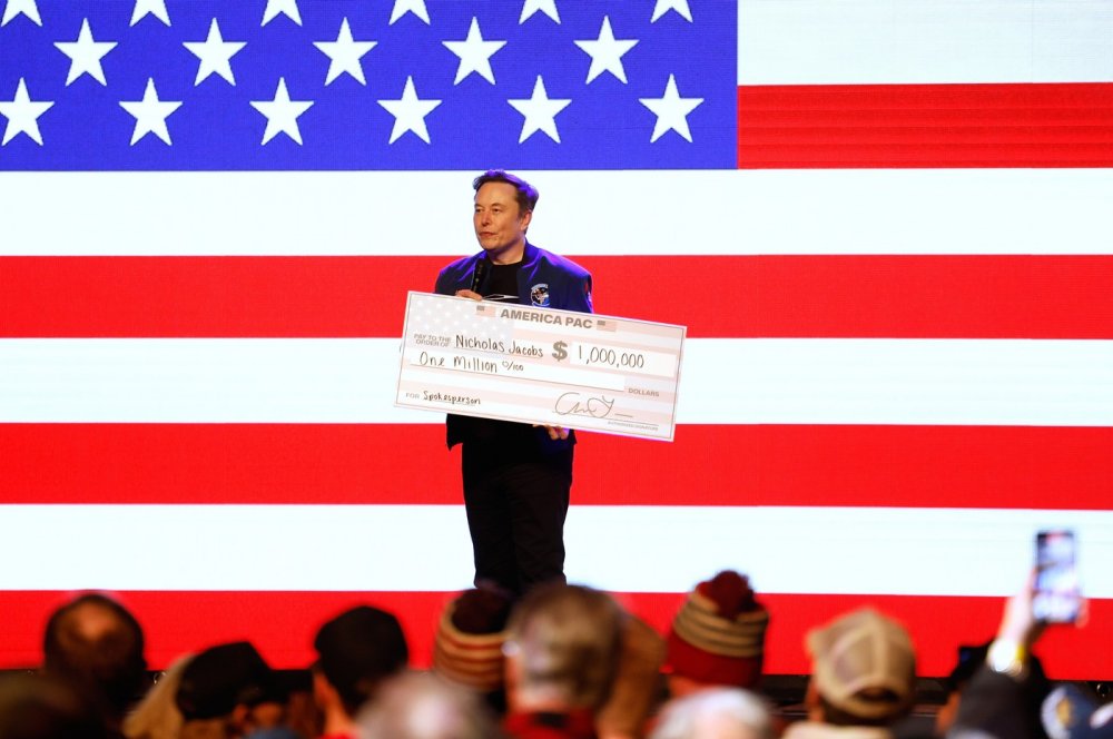 Miliardář Musk dal dvěma voličům ve Wisconsinu šeky na milion dolarů