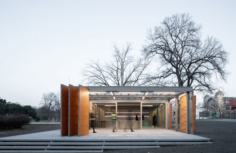 Nový pavilon s občerstvením má fungovat jako zázemí parku ve spodní části pražského Výstaviště.