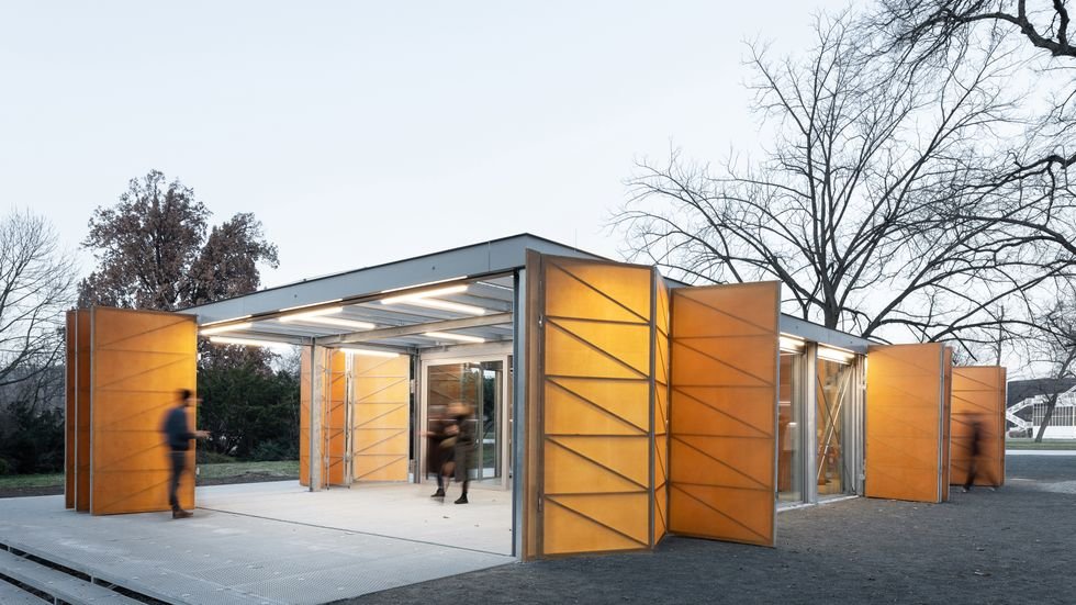 Navrhli ho architekti ze studia Papundekl.