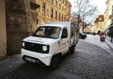 Elektromobil Nextem Orca, který využívá Rohlik.cz