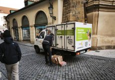Elektromobil Nextem Orca, který využívá Rohlik.cz