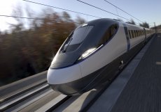 Nové 200 metrů dlouhé 8vozové vlaky mají jezdit mezi Londýnem a Birminghamem rychlostí 360 kilometrů v hodině. Cesta tak bude o polovinu času kratší.