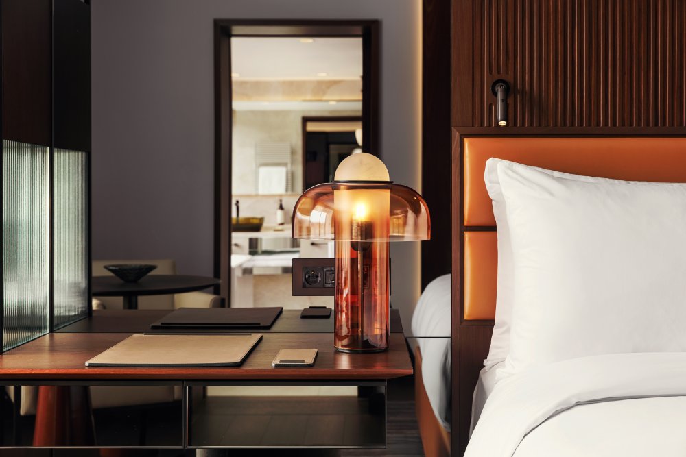 V Praze otevřel luxusní hotel Fairmont Golden Prague