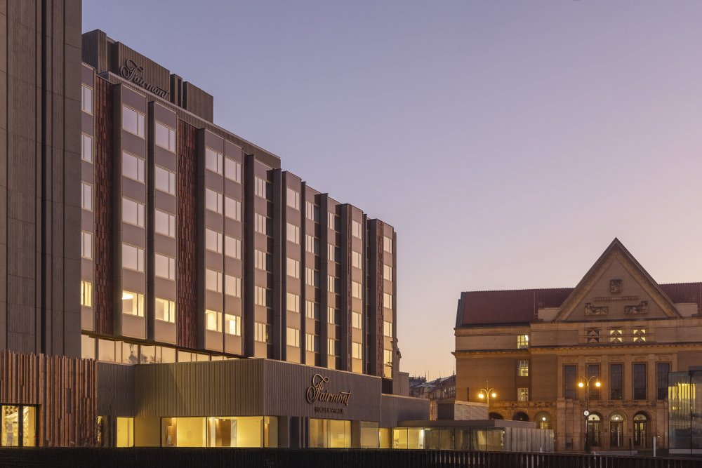 V Praze otevřel luxusní hotel Fairmont Golden Prague