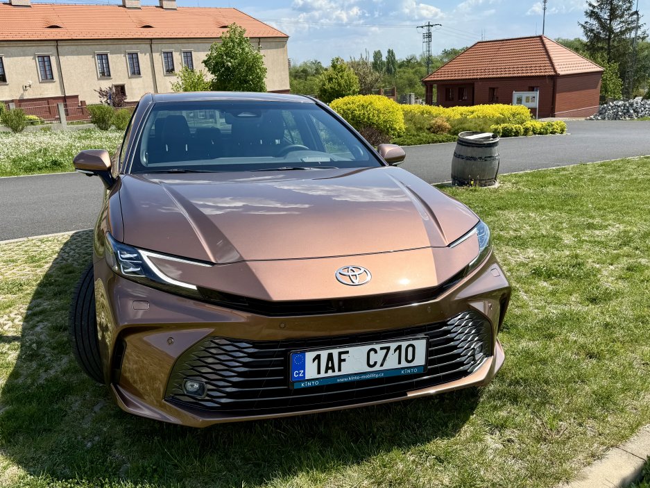 Devátá generace Toyota Camry je sázkou na jistotu