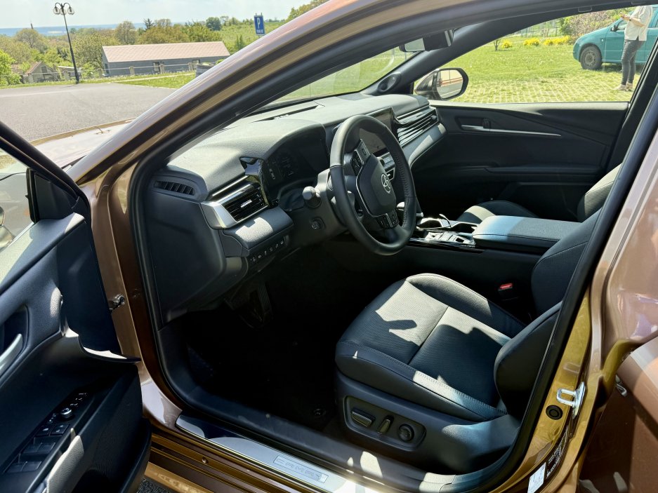 Devátá generace Toyota Camry je sázkou na jistotu