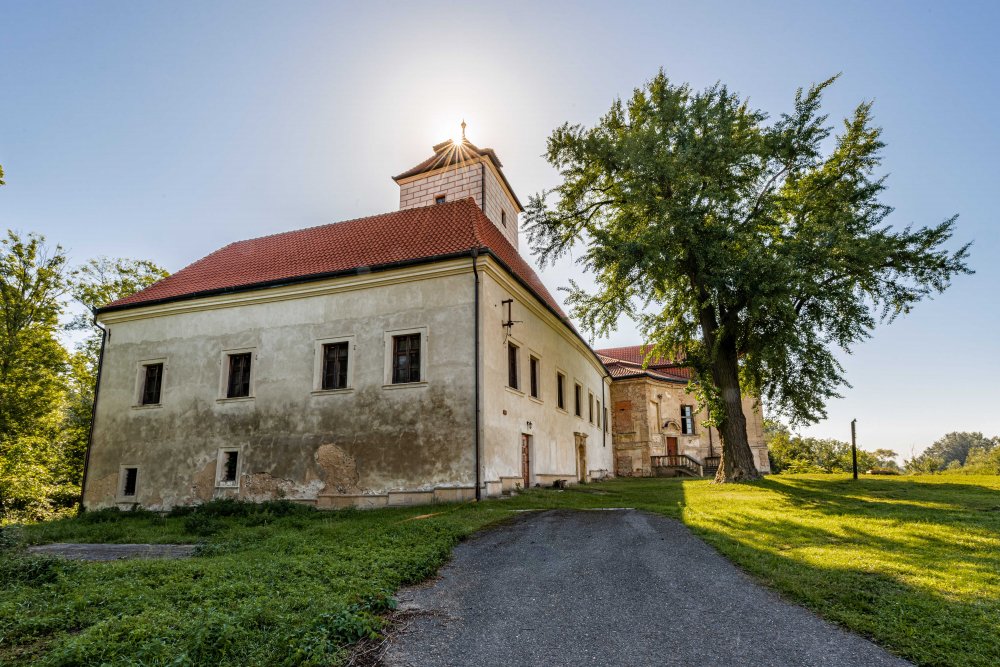 Zámek Lobkovice
