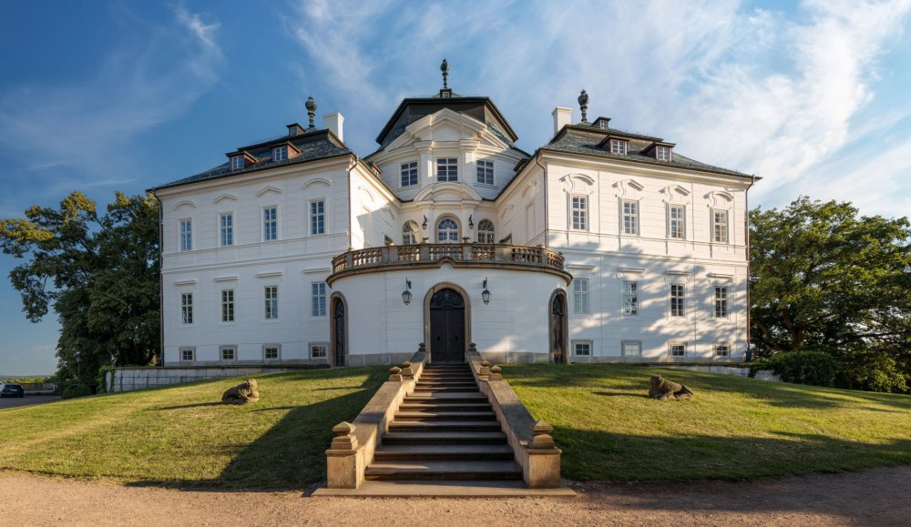 Zámek Karlova Koruna