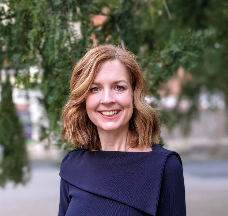 Jana Tepperová, VŠE. Do unikátního přehledu nejvlivnějších českých bankéřek, ekonomek, manažerek, finančních ředitelek a dalších dlouhodobě vlivných žen sektoru financí letos přibylo 30 nových jmen.