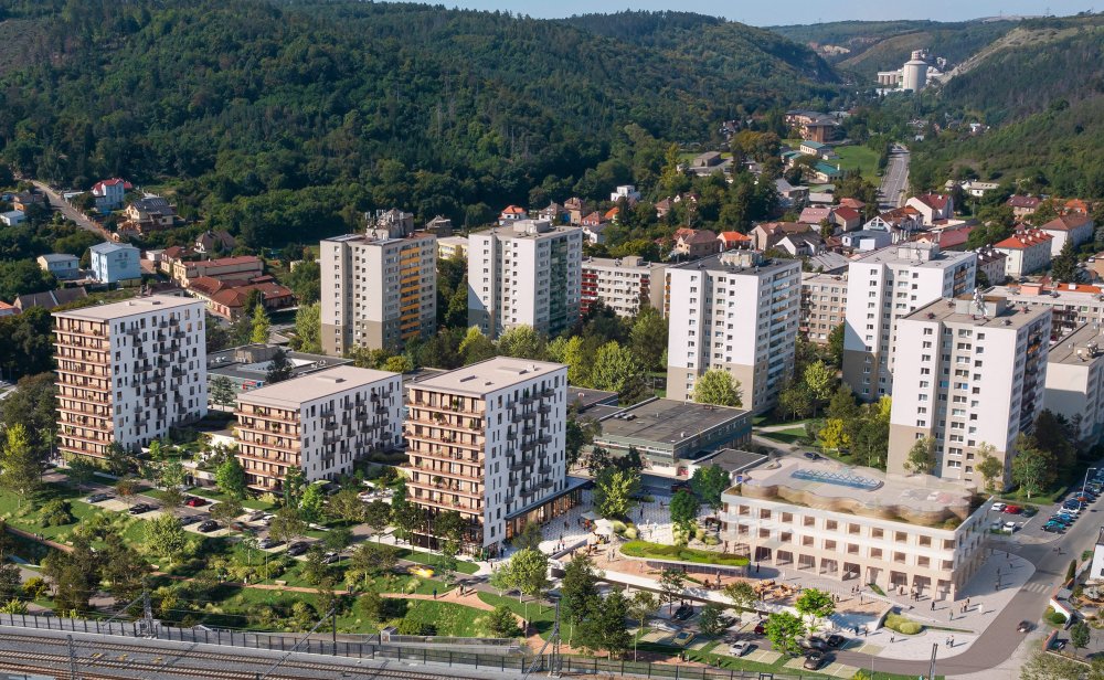 Rezidenční projekt TRIO Radotín, za nímž stojí developerská společnost Doma je Doma, hlásí více než 60 % prodaných nemovitostí z celkové nabídky 205 moderních bytů a 14 obchodních jednotek.