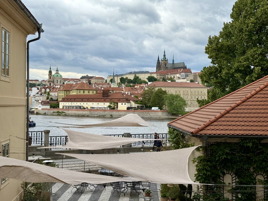 Výhled na Pražský hrad