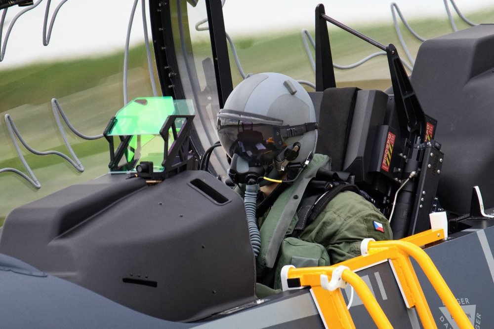 Část strojů, které Češi vezou na Paris Air Show