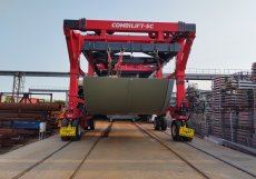 Dlouhodobé sucho v celé střední Evropě znemožnilo nasměrovat logistiku přímější cestou z Děčína po Labi