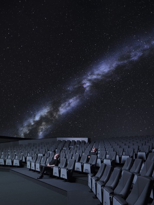 Pražské planetárium prošlo zásadní modernizací, která dalece přesahuje pouhou výměnu promítací techniky.