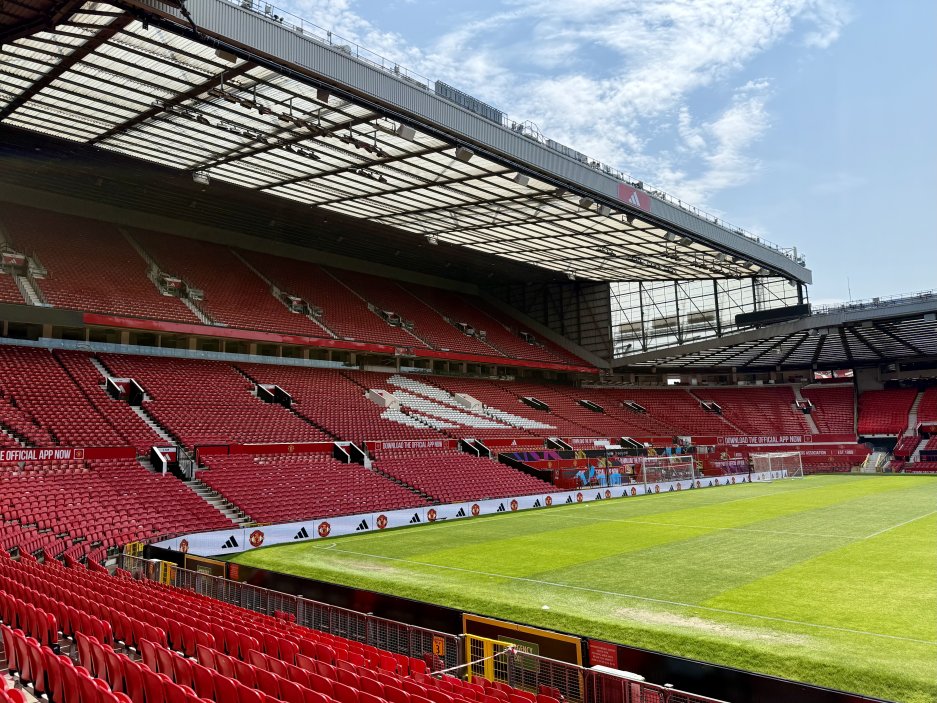 Prohlídky fotbalových stadionů v Manchesteru. Old Trafford a Etihad Stadium