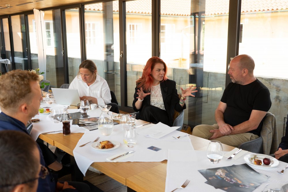 Setkání členů a přátel Realitního Clubu v restauraci Lví dvůr.