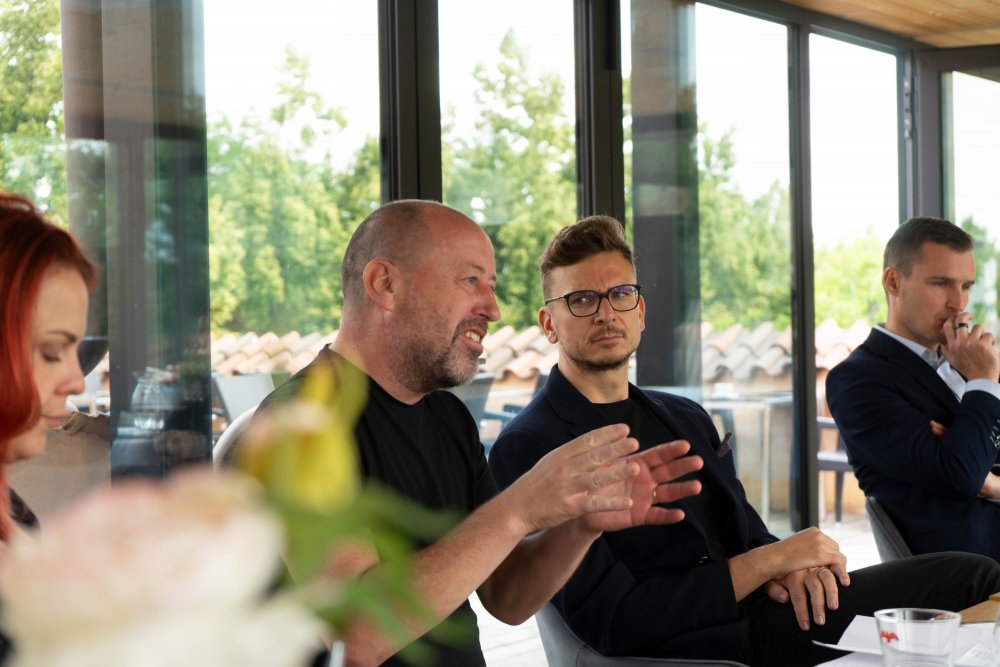 Setkání členů a přátel Realitního Clubu v restauraci Lví dvůr.