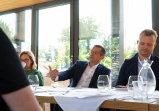 Setkání členů a přátel Realitního Clubu v restauraci Lví dvůr.