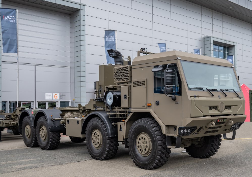 Automobilka Tatra Trucks z Kopřivnice na Novojičínsku chystá investice za více než 7,3 miliardy korun. Cílem je zvýšit výrobní kapacitu až na 3000 vozidel ročně, posílit konkurenceschopnost na globálních trzích.