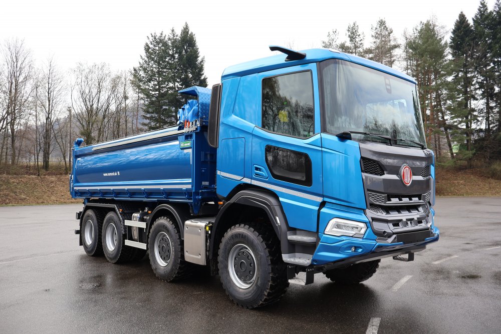 Automobilka Tatra Trucks z Kopřivnice na Novojičínsku chystá investice za více než 7,3 miliardy korun. Cílem je zvýšit výrobní kapacitu až na 3000 vozidel ročně, posílit konkurenceschopnost na globálních trzích.