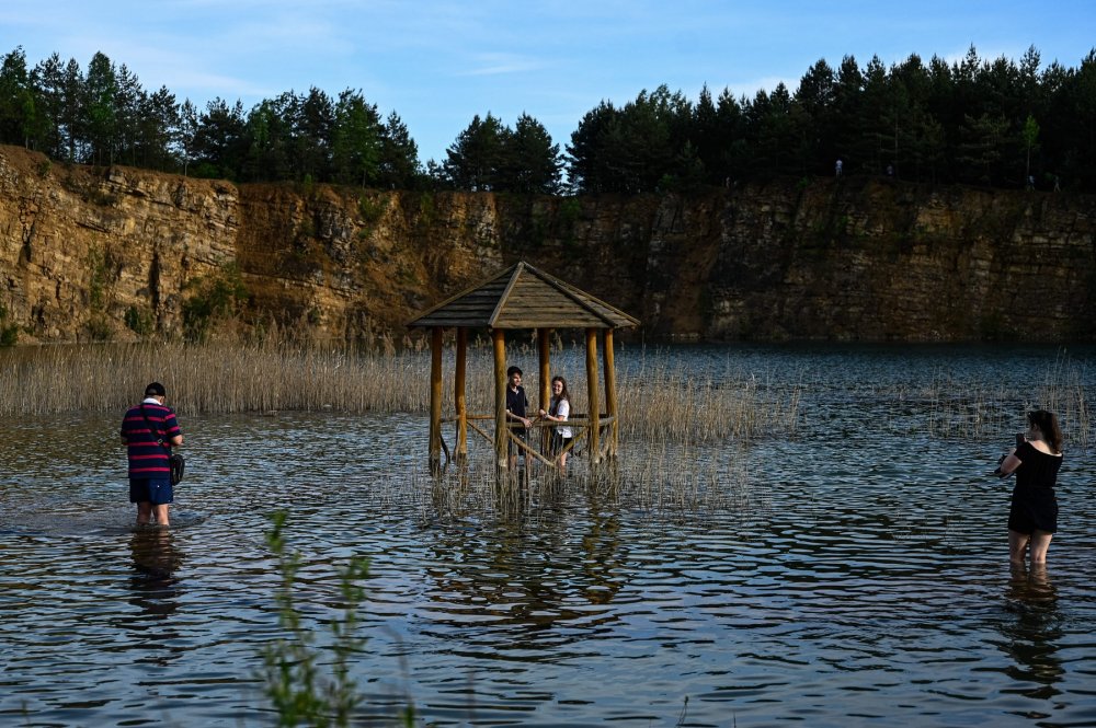 Intenzivní, téměř magická barva vody způsobila, že se Gródek nazývá Slezským Chorvatskem, Polskými Maledivami nebo malými Benátkami. O atraktivitě parku ale nesvědčí jen nádrže. Milovníky přírody potěší, že zde najdou bohatou vegetaci v podobě teplomilných travin, luk, skalních biotopů, mokřadů, jehličnatých a habrových lesů. 