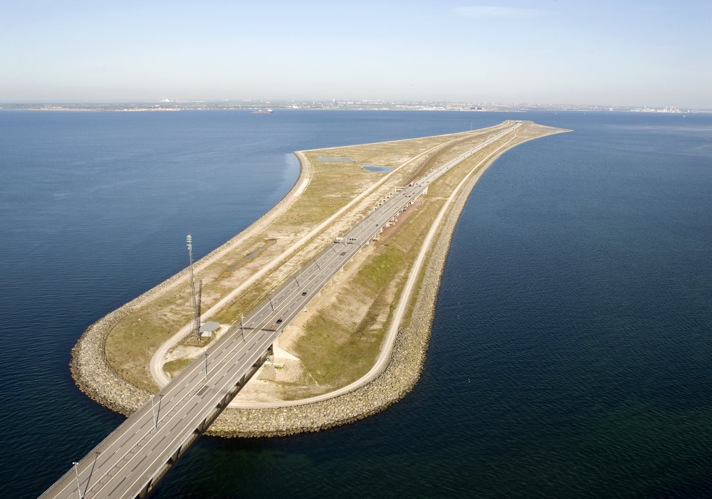 Dnes je Öresundský most dominantou i symbolem, ale hlavně příkladem infrastruktury, která roztáčí ekonomiku.
