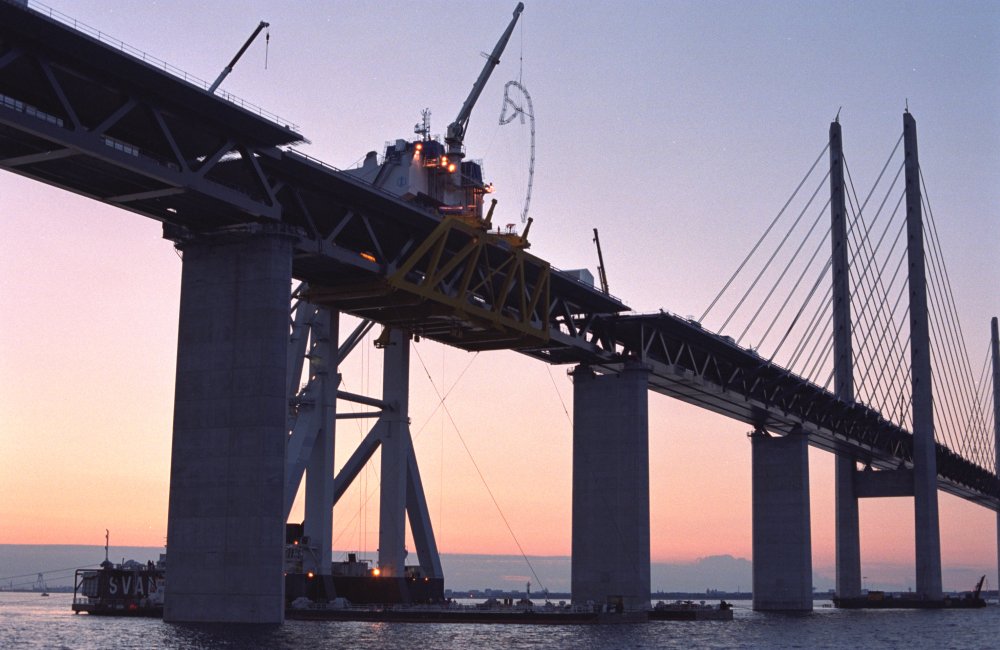 Dnes je Öresundský most dominantou i symbolem, ale hlavně příkladem infrastruktury, která roztáčí ekonomiku.