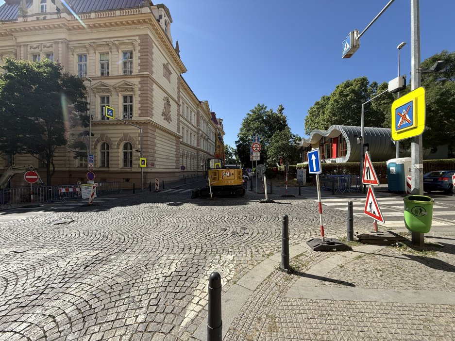 Zátarasy, uzavírky a další omezení v Praze