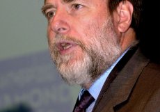 Jihoafrický miliardář Nicky Oppenheimer obchoduje s diamanty