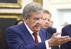 Jihoafrický byznysmen Johann Rupert prodává luxusní zboží