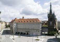 Cukrovarnický palác v Praze na Senovážném náměstí, kde sídlí hotel Andaz Prague