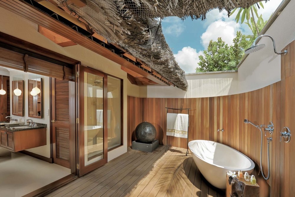 Hotel Constance Lemuria se nachází na ostrově Praslin (Seychely) a jeho devízou je 18jamkové golfové hřiště.