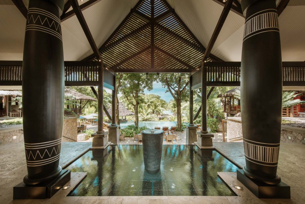 Hotel Constance Lemuria se nachází na ostrově Praslin (Seychely) a jeho devízou je 18jamkové golfové hřiště.