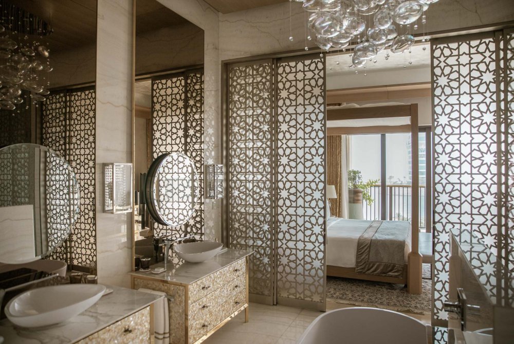 Jumeirah Al Naseem v Dubaji