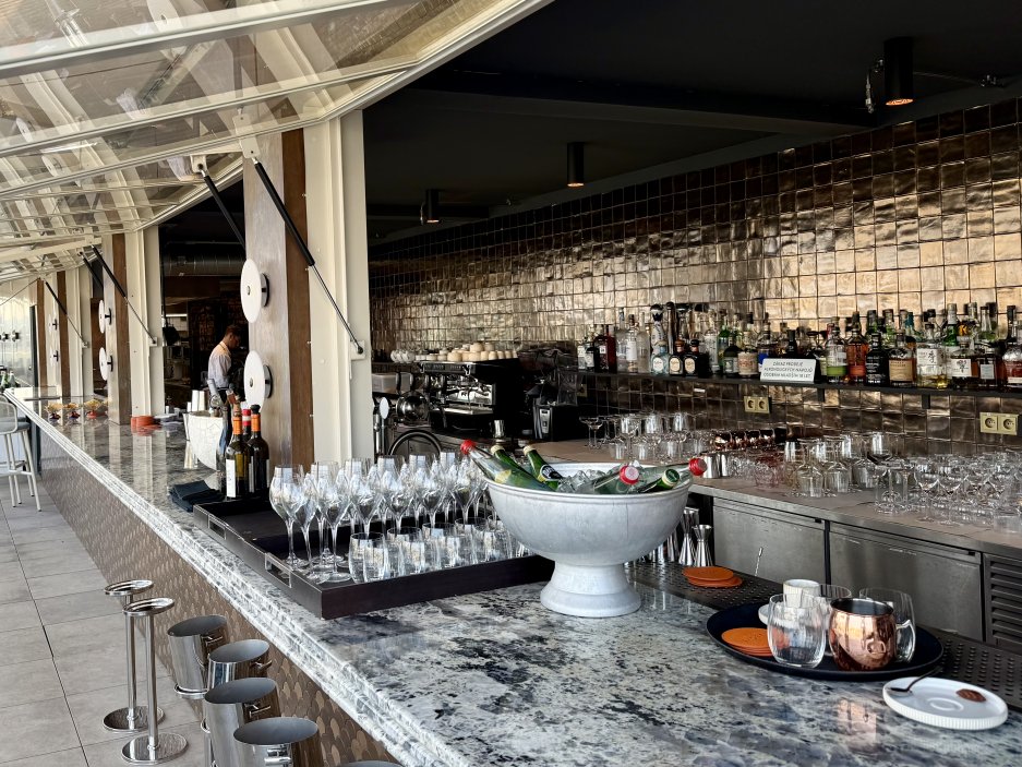Above Rooftop bar
