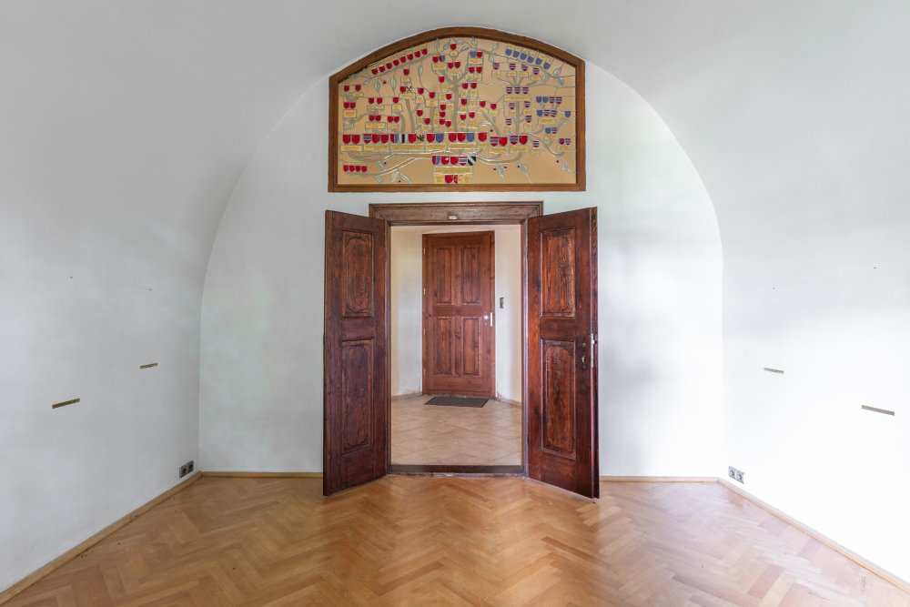 Ze zámku Bezdružice by klidně mohl být luxusní hotel. Ale státu se ho nedaří prodat