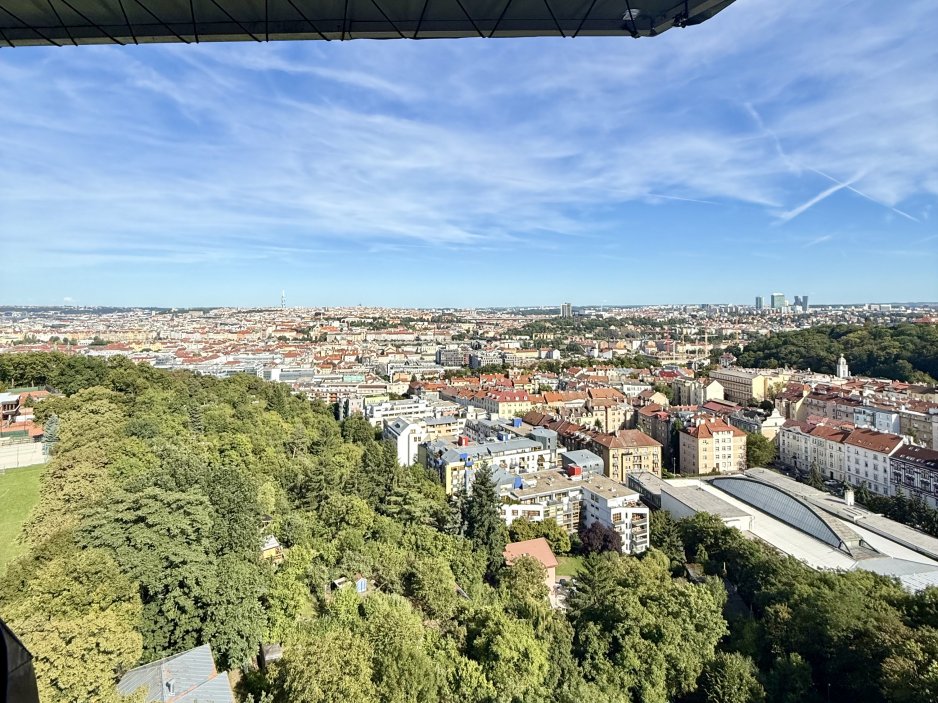 Dinner in the Sky: Oběd padesát metrů nad Prahou