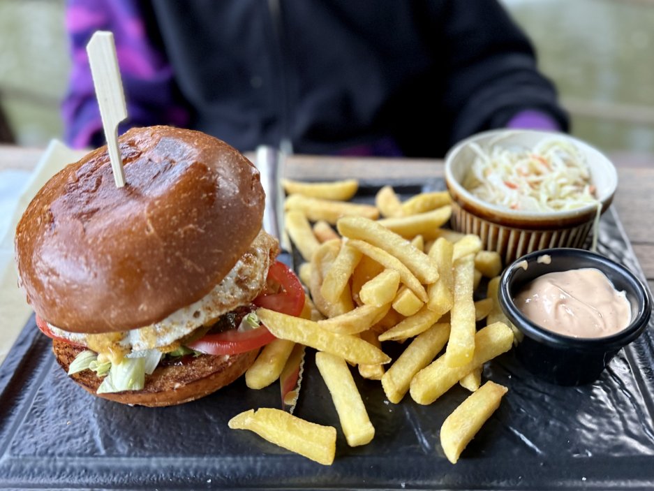 Farmářský cheeseburger