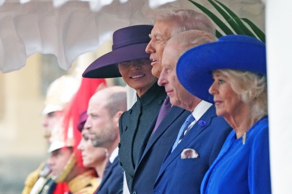 Trump u krále Karla III.: Velkolepé přijetí kalí protesty