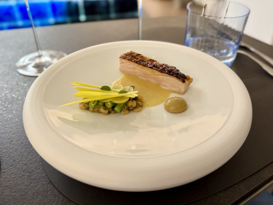 Perlička se žlutou řepou a fazolkami